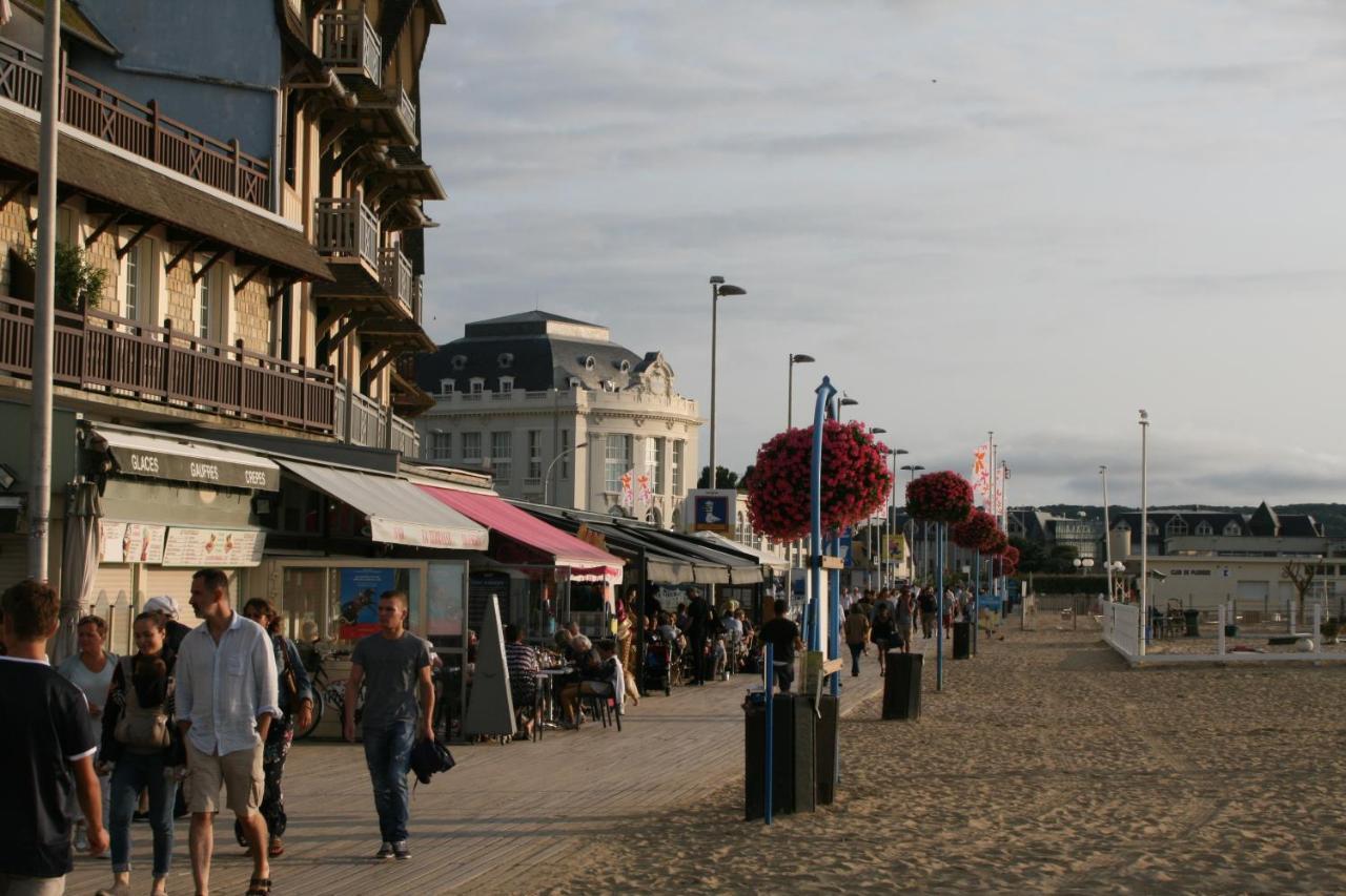 Studio En Plein Coeur De Trouville Εξωτερικό φωτογραφία
