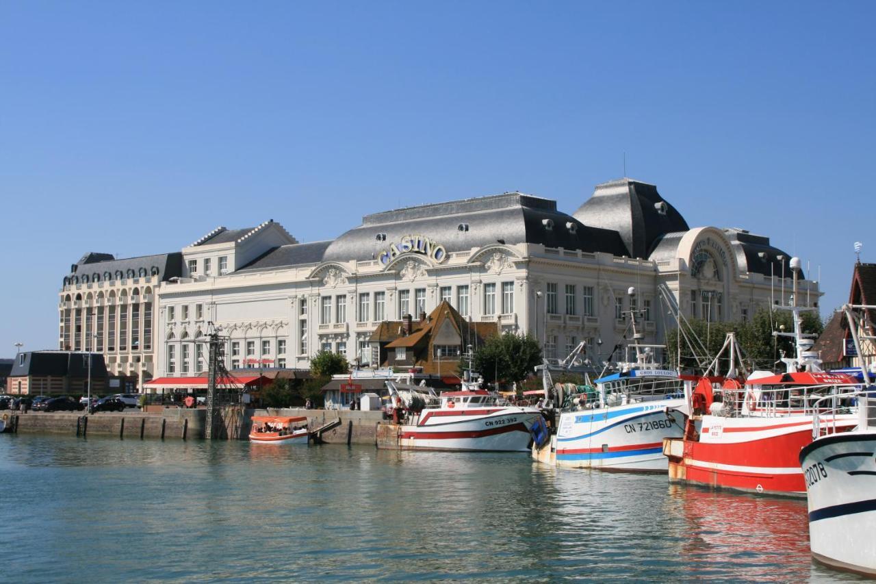 Studio En Plein Coeur De Trouville Εξωτερικό φωτογραφία