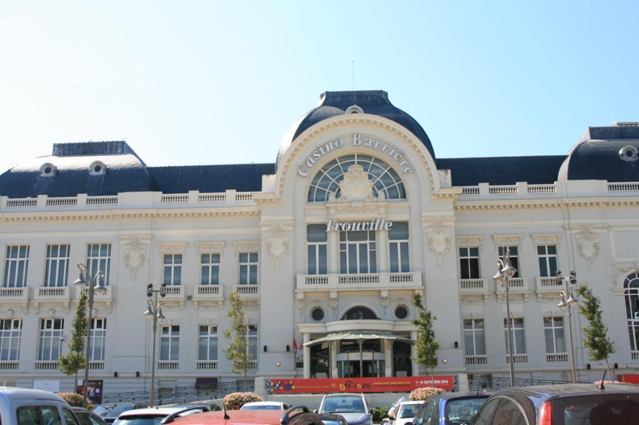 Studio En Plein Coeur De Trouville Εξωτερικό φωτογραφία