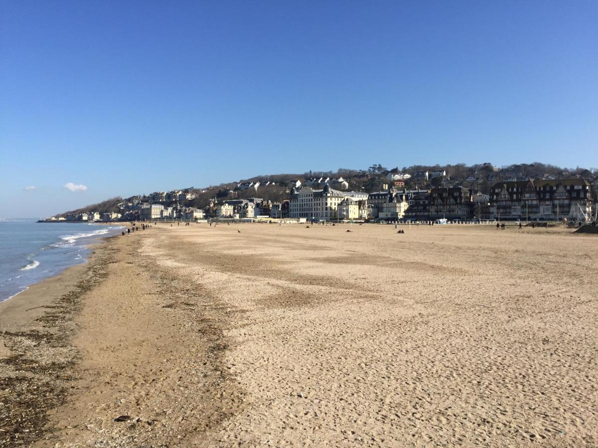Studio En Plein Coeur De Trouville Εξωτερικό φωτογραφία